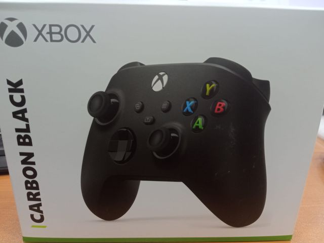 Mando Xbox Carbon Black