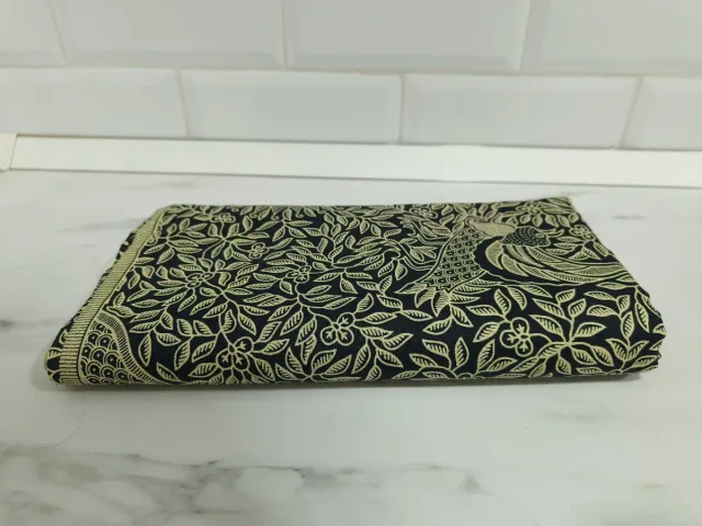 Mantel o Pareo con Diseño de Pavo Real