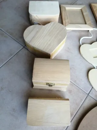 Oggetti in legno per decoupage