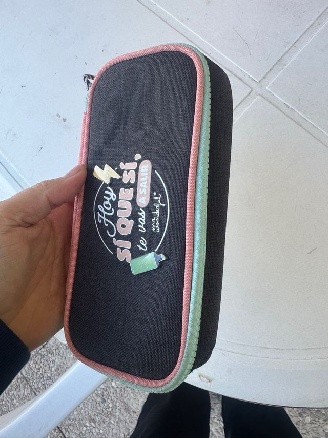 Estuche escolar con cremallera