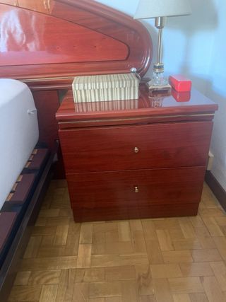 Dormitorio completo madera.