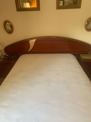 Dormitorio completo madera.