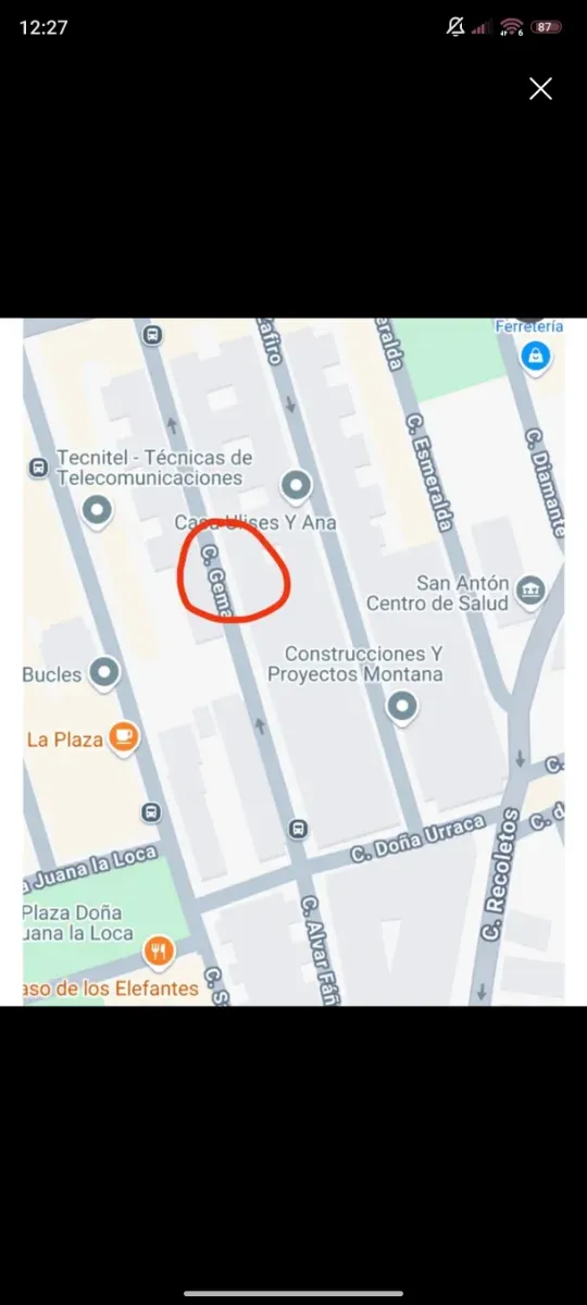 Plaza de garaje para moto
