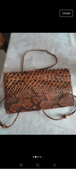 Pochette vintage effetto pitone