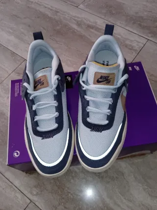 Scarpe Nike SB Day One celeste/Blu