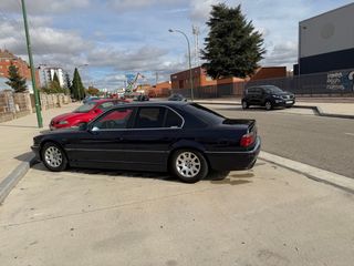 BMW Serie 7 2001