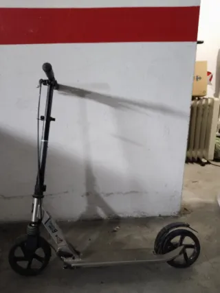 Patinete casi nuevo