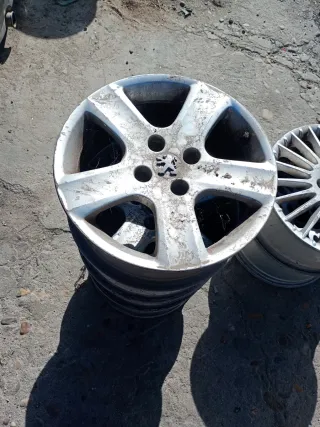 Juego de Llantas 16 pulgadas para Peugeot