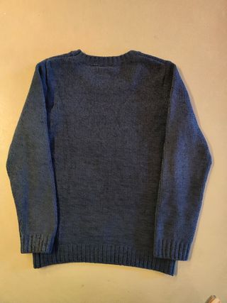 Maglione nuovo, taglia 116 cm