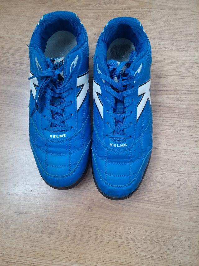 Botines multitacos Kelme azules