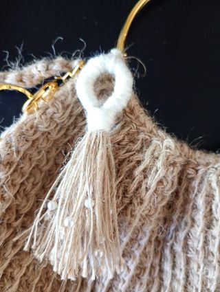 Bolso de mano tejido yute con aro dorado