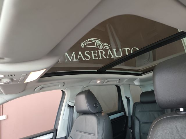 Volkswagen Touareg 2013