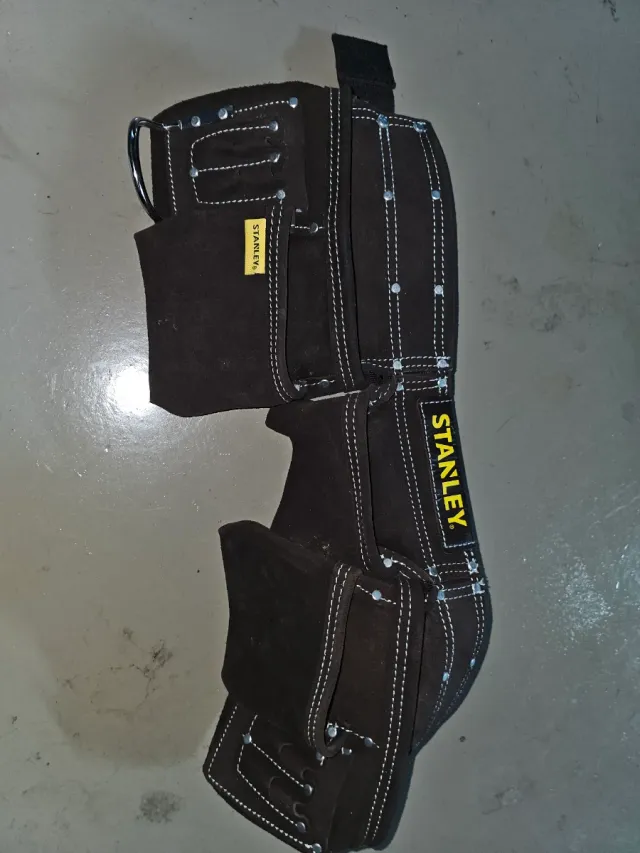 Porta herramientas Stanley piel