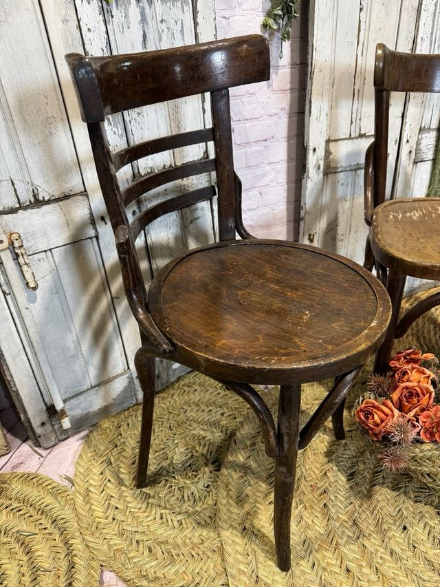 2 sedie antiche in legno