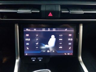 KGM Torres G15 Life Aut.