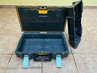 Caja Dewalt Toughsystem DCK276P2
