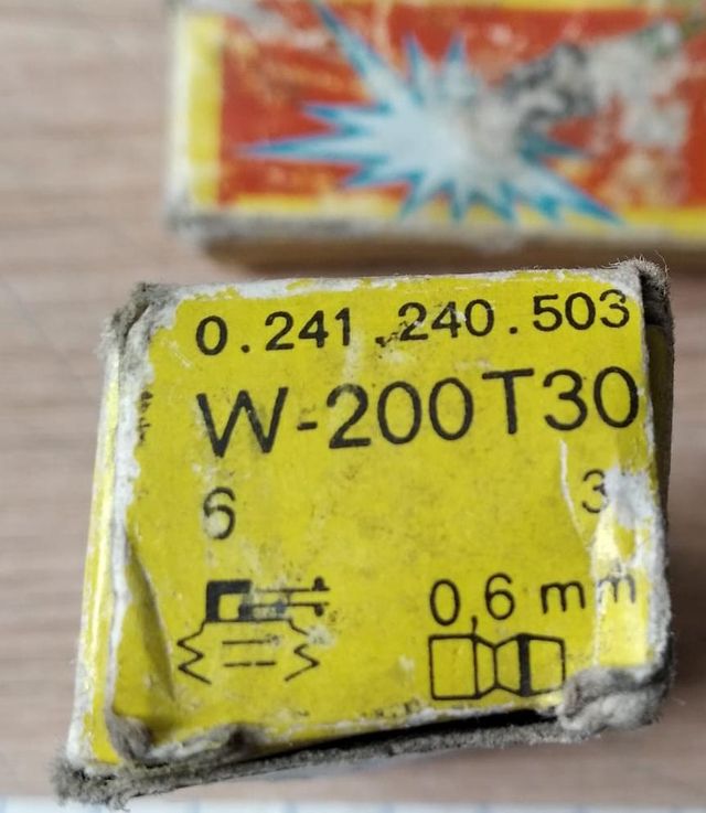 2 Bujías Bosch W200 T30 Seat 1500