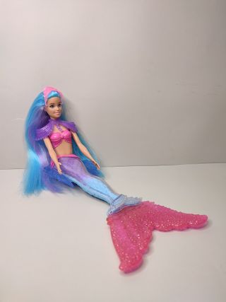 Muñeca Barbie Sirerna Mattel 2021 RF68