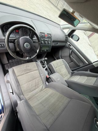 Volkswagen Touran 2006