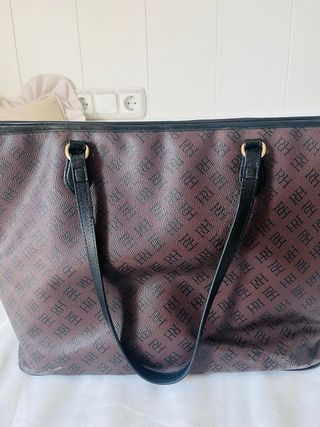 Bolso PH Marrón logo de la marca