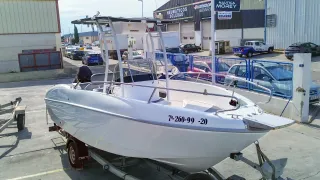 Barco Saver 19 Open - Pesca