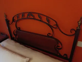 Muebles Matrimonio + Base Tapizada. Urge.