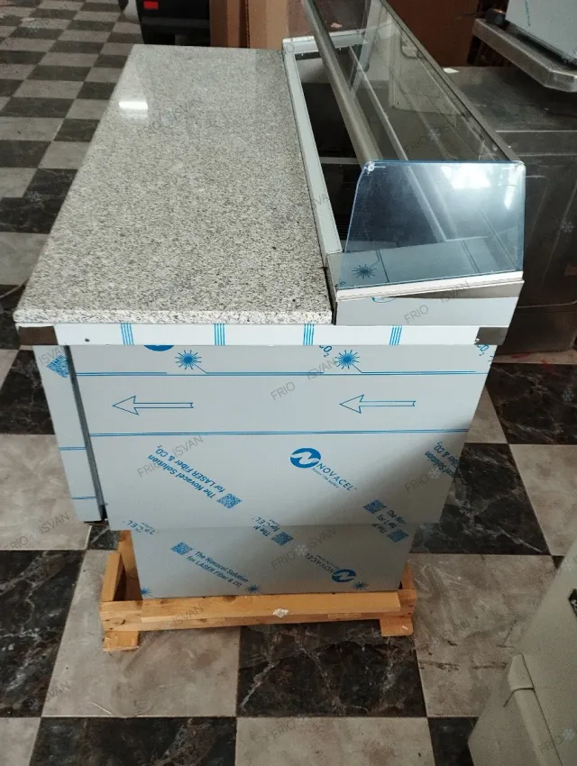 Mesa Refrigerada Ensaladera/Pizzera