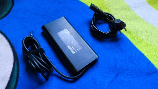 Cargador Portátil 330W Dell y MSI