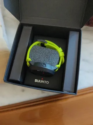 Reloj Suunto Negro y Verde