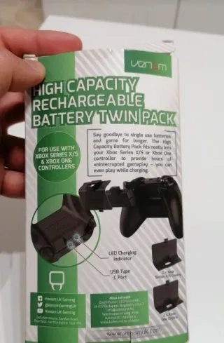 Doppio pacco batterie ricaricabili Venom Xbox