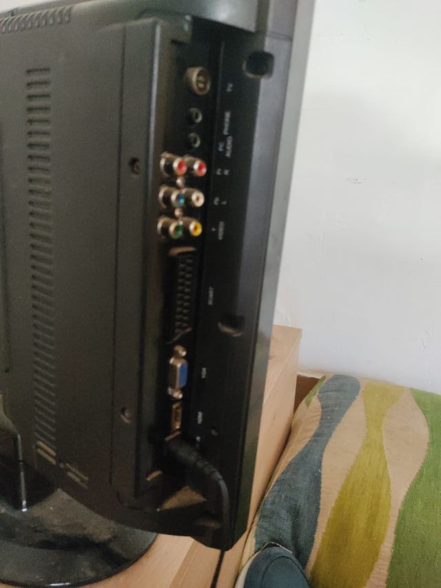 Monitor TV/PC supratech 15" Negro