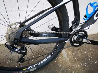 Orbea Oiz Carbono 29 Full Suspension