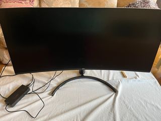 Monitor LG Curvo 35 Ultrapanorámico