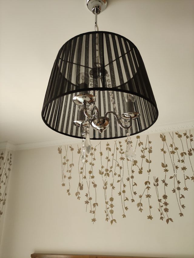 Pantalla de lámpara cilíndrica negra