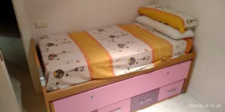 Cama nido madera y rosa