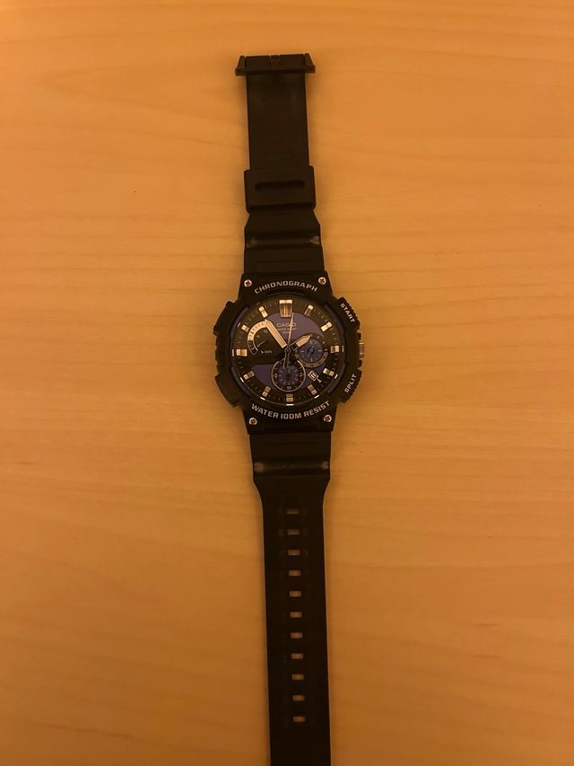 Reloj Casio 5490 MCW-200M Cronógrafo