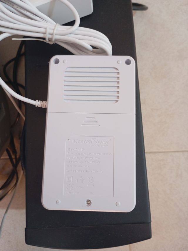 SAI Fuente de Alimentación Ininterrumpida