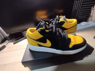 Nike Air Jordan Taxi