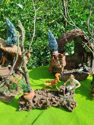 Antiche scene per presepe