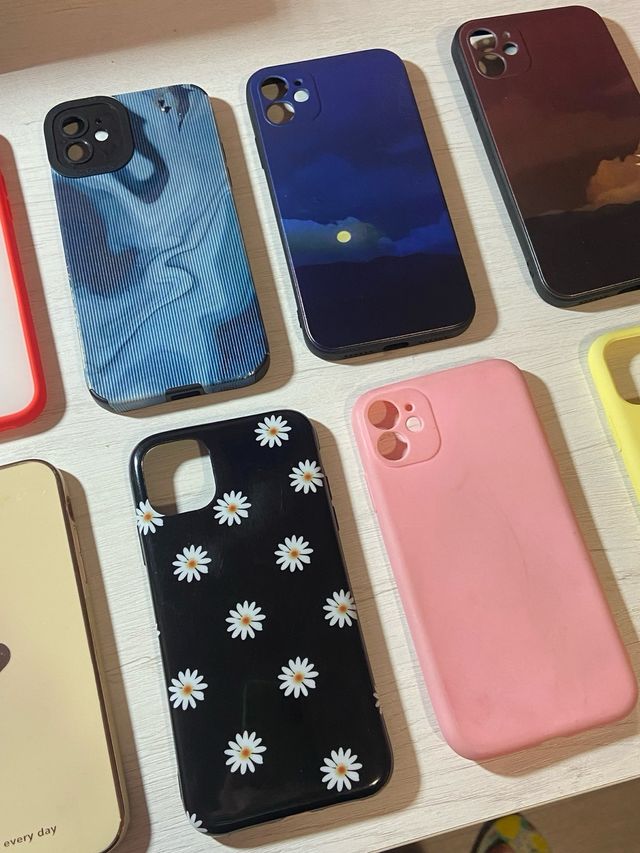 Fundas iPhone 11 (Varias)