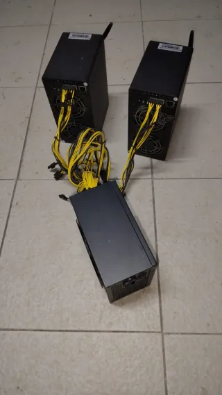 2 Goldshell Mini DOGE III + Fuente Alimentación