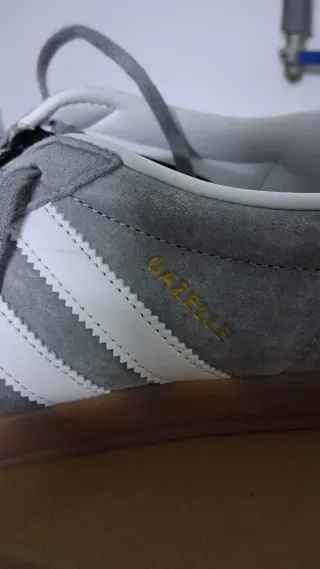 Adidas Gazelle Talla 44 Gris/Blanco