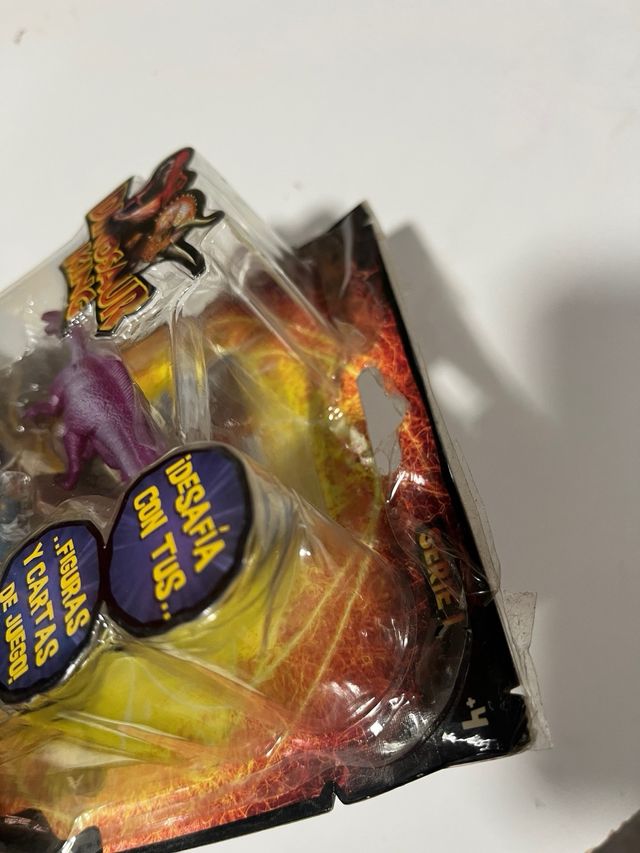 Dinosaur King Figuras y Cartas de Juego