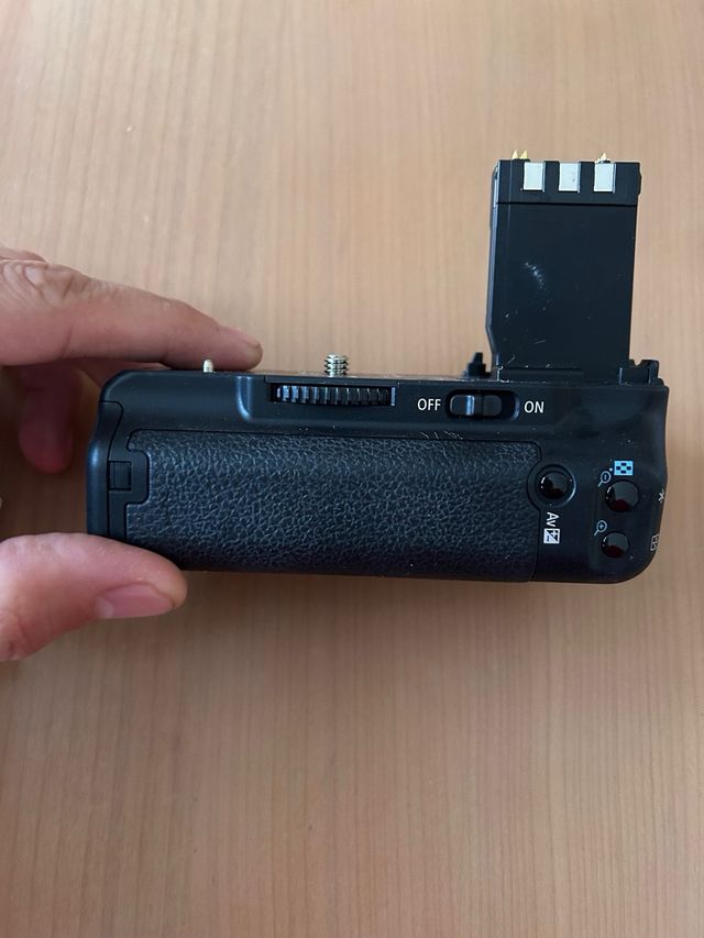 Porta batteria Canon BG-E3