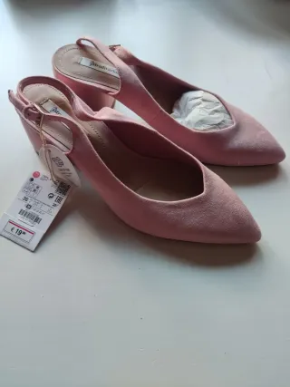 Zapatos Stradivarius rosa talla 36