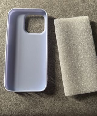 Capa para iPhone 15 Pro Lilás