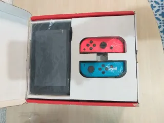 Nintendo Switch estándar con 2 juegos