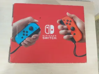 Nintendo Switch estándar con 2 juegos