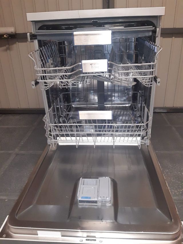 Lavavajillas Beko ProSmart Inverter 3 bandejas