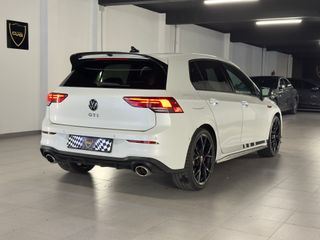 VOLKSWAGEN GOLF GTI CLUBSPORT 300CV